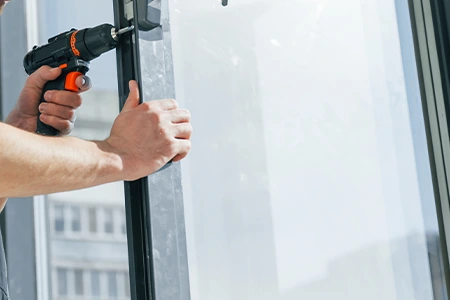 Residential Window Glass Repair in Town 'n' Country, FL