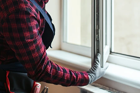 Window Frame Restoration in Town 'n' Country, FL